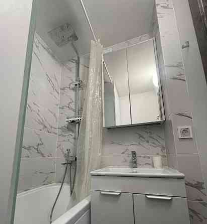 сдам длительно 2-комнатную квартиру Донецк