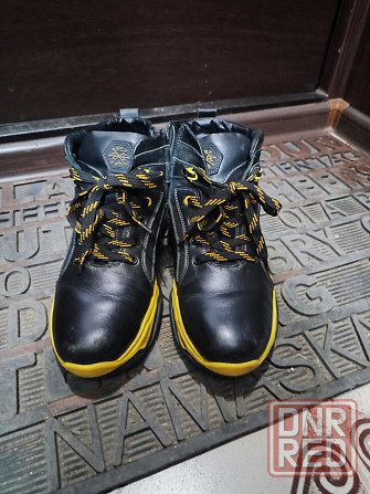 Продам зимние ботиночки на мальчика Донецк - изображение 2