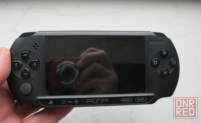Sony PSP street e-1008+8Gb+зарядное+чехол Донецк - изображение 2