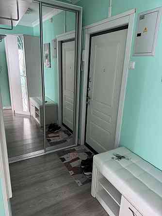 Сдаётся однокомнатная квартира в Ворошиловском районе на площади Конституции. Донецк