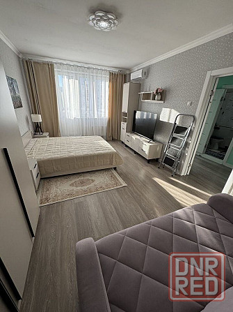 Сдаётся однокомнатная квартира в Ворошиловском районе на площади Конституции. Донецк - изображение 3