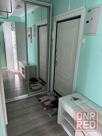 Сдаётся однокомнатная квартира в Ворошиловском районе на площади Конституции. Донецк - изображение 5