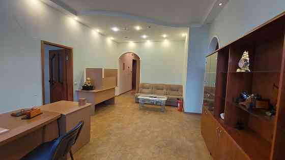 Сдам офис 80 м2 в центре Донецка. Донецк