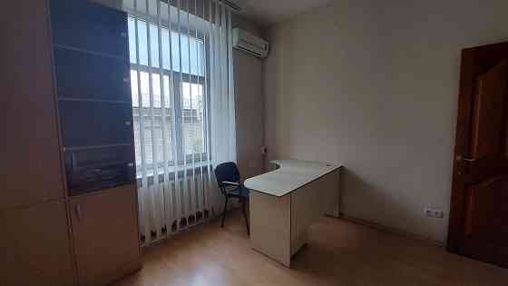 Сдам офис 80 м2 в центре Донецка. Донецк