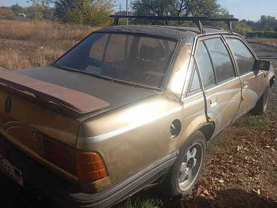 Opel Record 2.2L 1986г Макеевка