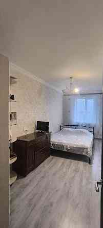 Продам 2 ком. кв-ру Центр Гвардейки Макеевка