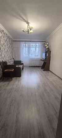 Продам 2 ком. кв-ру Центр Гвардейки Макеевка