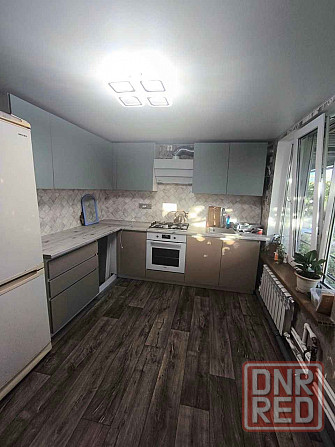 Продается дом с ремонтом и участком Мариуполь - изображение 1