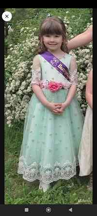 Продам платье для девочки Макеевка