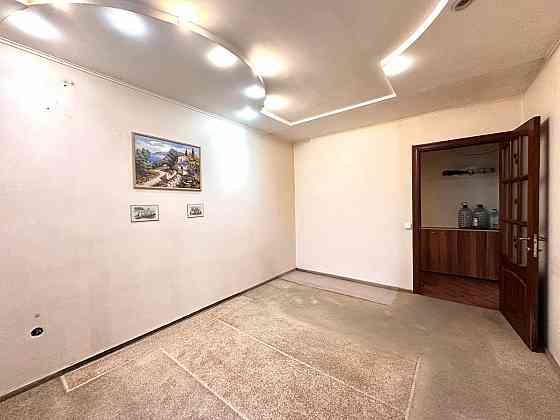 Продается 2-х комн. квартира в г. Донецк, ул. Прожекторная (ор-р ресторан «Beerstown») Донецк