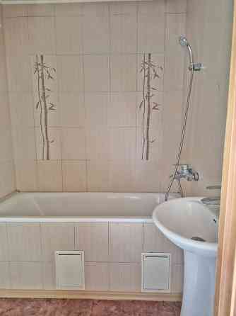 Продам 3ком.кв.+ 2 санузла, центр.район Мариуполь