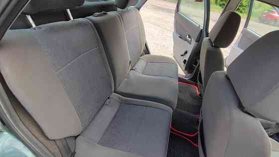 Продам машину Лада Приора Макеевка