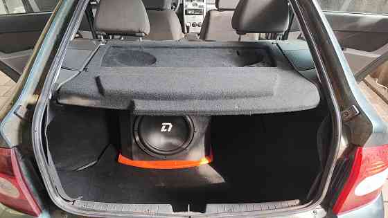 Продам машину Лада Приора Макеевка