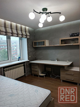 Продам 4-х комн. кв. ул. Высоцкого, дорогой ремонт, встроенная мебель. Донецк - изображение 1