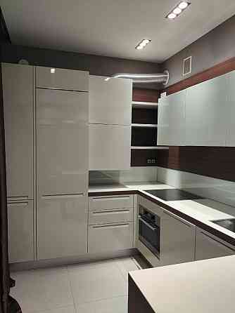 Продам 3-к. кв. Калининский р-н, ул. Марии Ульяновой*б. Шевченко Донецк