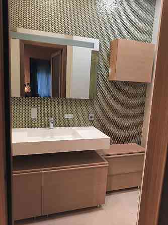 Продам 3-к. кв. Калининский р-н, ул. Марии Ульяновой*б. Шевченко Донецк