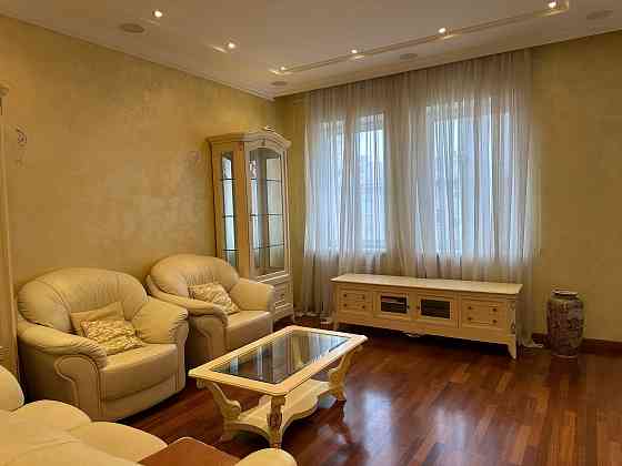 Продажа 3-комн. сталинки люкс-класса в самом эпичном месте Ворошиловского района Донецк