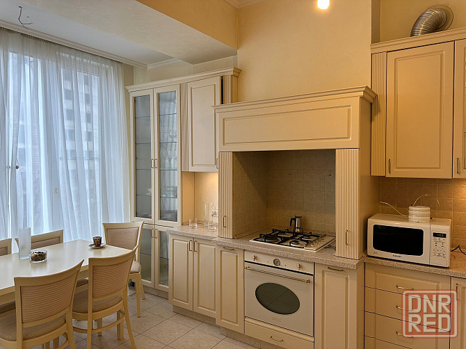 Продажа 3-комн. сталинки люкс-класса в самом эпичном месте Ворошиловского района Донецк - изображение 1