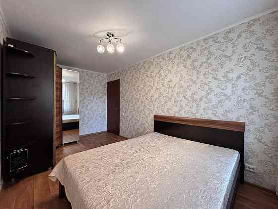 Cдаю трёшку, недавно сделан фасад, подъезд чистый и аккуратный. Ильичёвский район. Мариуполь