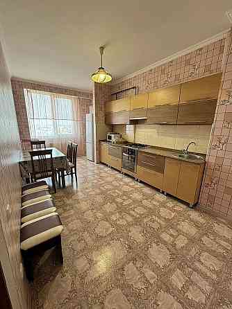 Сдается 2-х комнатная квартира 70 м2 Кировский р-не ориентир пл. Свободы Донецк