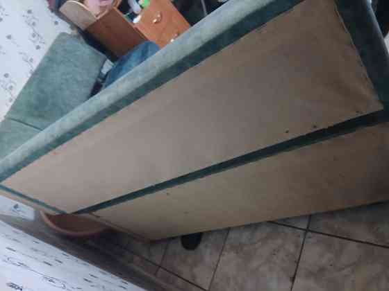 Продам кухонный уголок Донецк