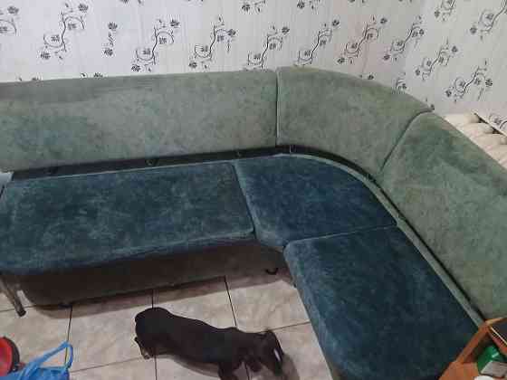 Продам кухонный уголок Донецк