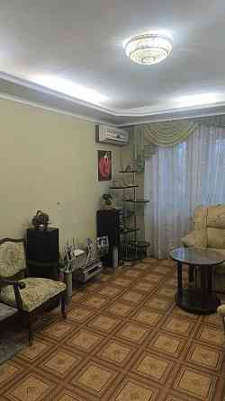 4 к кв, пл. Бакинских комиссаров Донецк