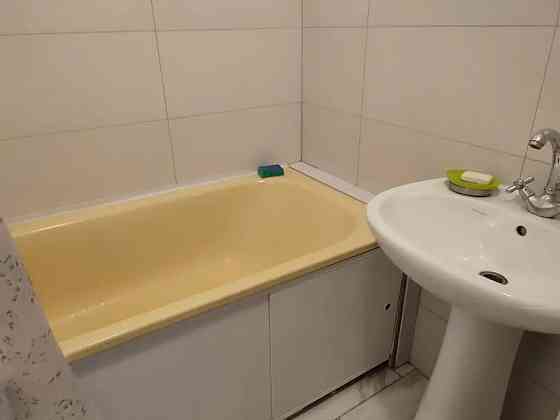 Сдам 1к однокомнатную квартиру в районе Киевского . Этаж 4/5. Площадь 39 м². Донецк