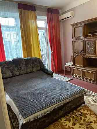 Сдам 1к однокомнатную квартиру в районе Киевского . Этаж 4/5. Площадь 39 м². Донецк