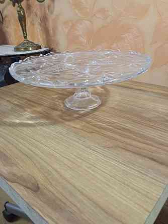 Продам блюдо на ножке Донецк