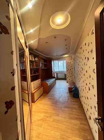 Продам 4-х комнатную квартиру в м-н Мирный Донецк