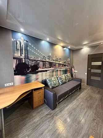 Сдам 3к кв в Ворошиловском районе. Пр.Театральный.Набережная/ул. 50лет ссср. Накопитель+насос.Ан Донецк