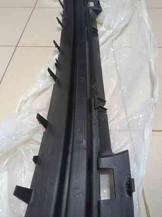 Накладка переднего бампера Пежо 308 2007-2014 Донецк