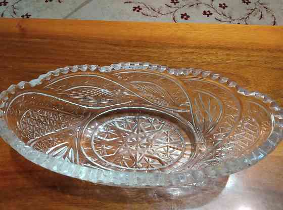 Продам хрусталь салатницу Донецк