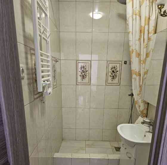 Однушка в Буденновском районе у Майского. Этаж 1/2. Донецк