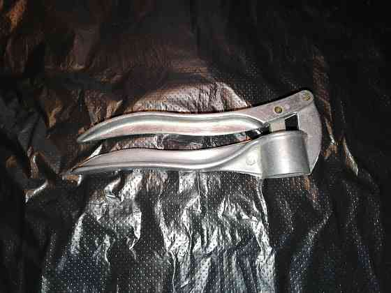 Пресс для чеснока (чеснокодавка, чеснокодавилка). ссср. Стаханов