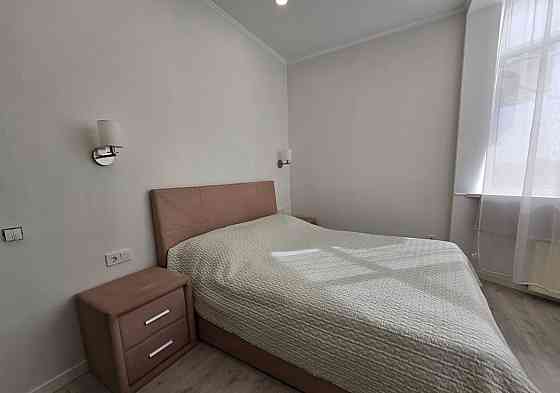 Сдам шикарную двухкомнатную квартиру в Калининском районе на длительный срок! Донецк