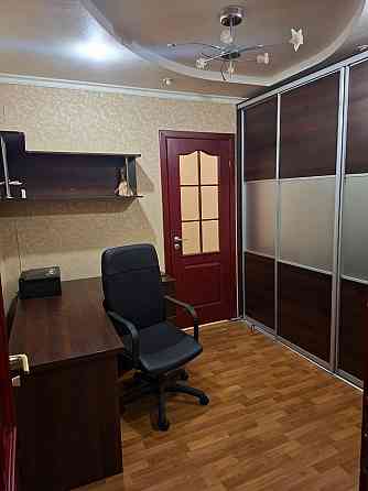 Сдам 3-х комнатную 72 м², 2/9!!! на Донском (Первый квадрат). Холл. Ремонт . Донецк