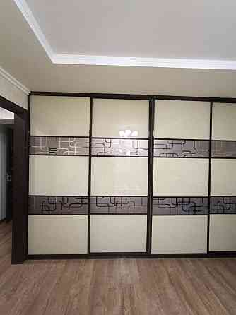 продам отличную 3-комнатную квартиру на пл.Свободы Донецк