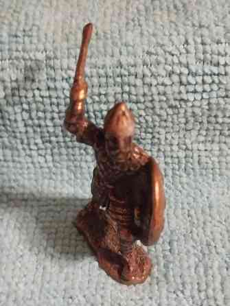 Фигурка рыцари. Донецк