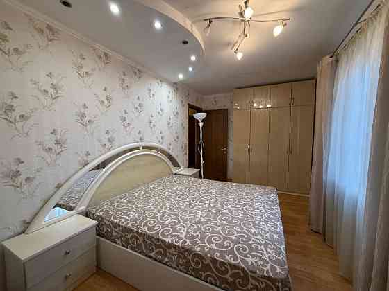 Продам 3 ком.кв Калининский район, проспект Ильича, Больница Калинина, Молоко Донецк