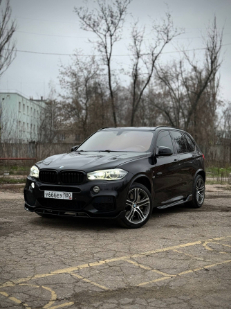 Продам bmw x5 m50d Донецк