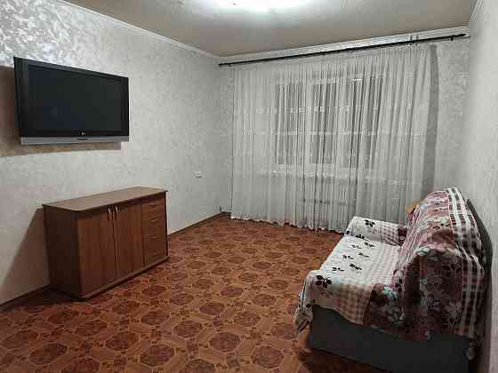 Сдам 2 ком.кв Донецк, Буденновский район, ул. Независимости, возле кафе Базилик, Донецк