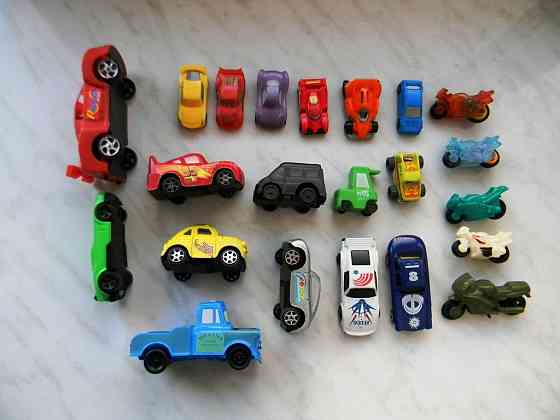 Набор солдатиков и машинок Макеевка