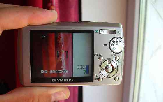 Цифровой фотоаппарат olympus m 810+зарядное+карта памяти Донецк