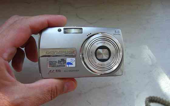 Цифровой фотоаппарат olympus m 810+зарядное+карта памяти Донецк