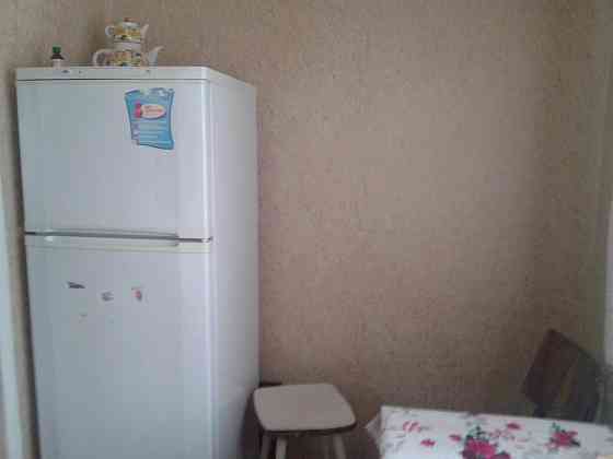 сдам 2х комн квартиру в ворошил. р-не. крытый рынок,2/9 эт. ,с бойлером, современная Донецк