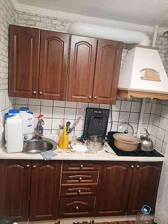 сдам 2х комн квартиру в ворошил. р-не. крытый рынок,2/9 эт. ,с бойлером, современная Донецк