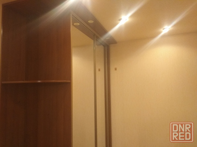 сдам 2х комн квартиру в ворошил. р-не. крытый рынок,2/9 эт. ,с бойлером, современная Донецк - изображение 1