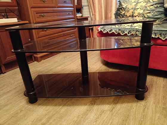 Продам тумбу под телевизор Донецк